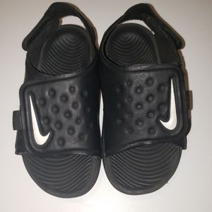 8C Nike Strap Sandals, EUC